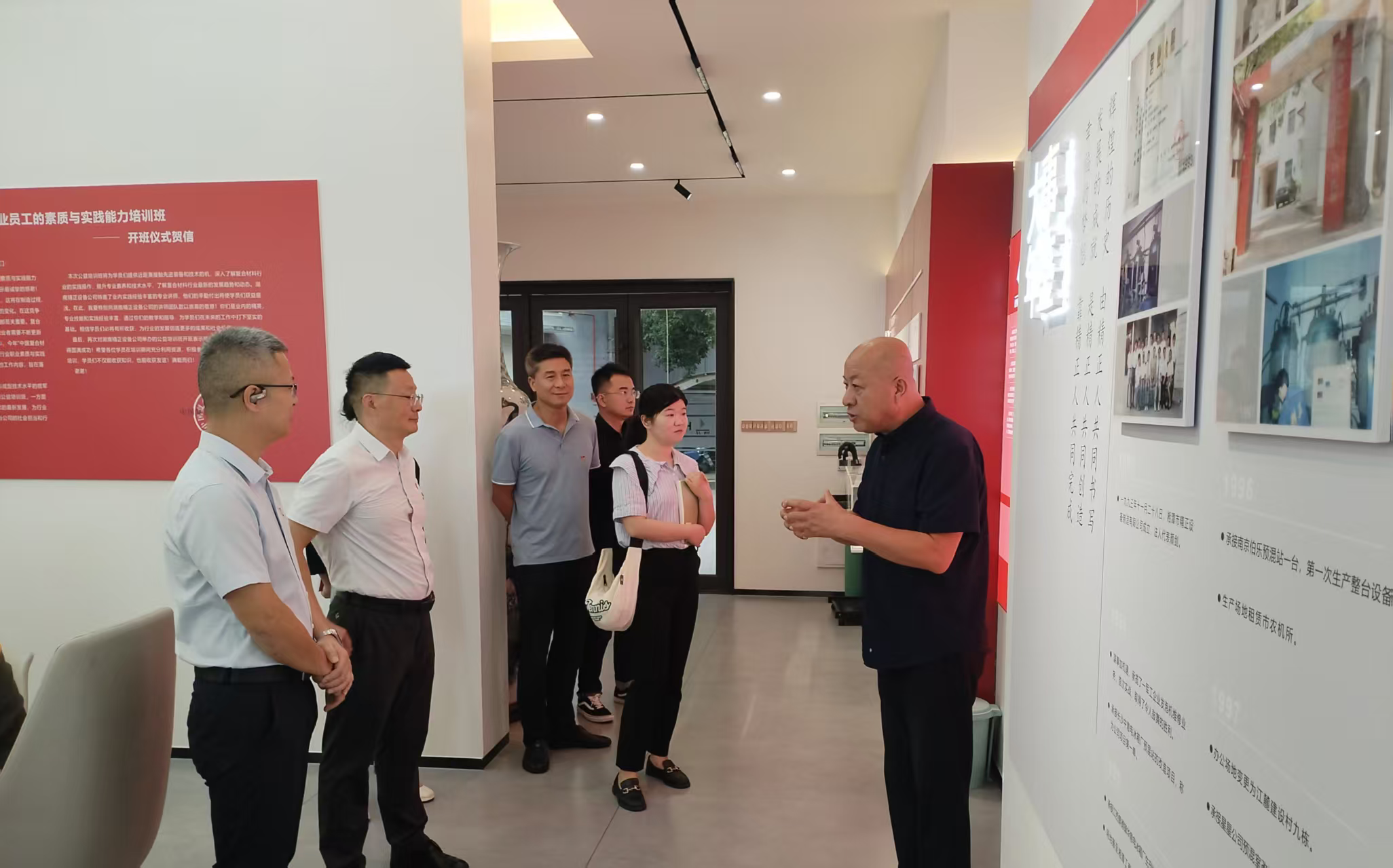 1759212835437605.png 1.png